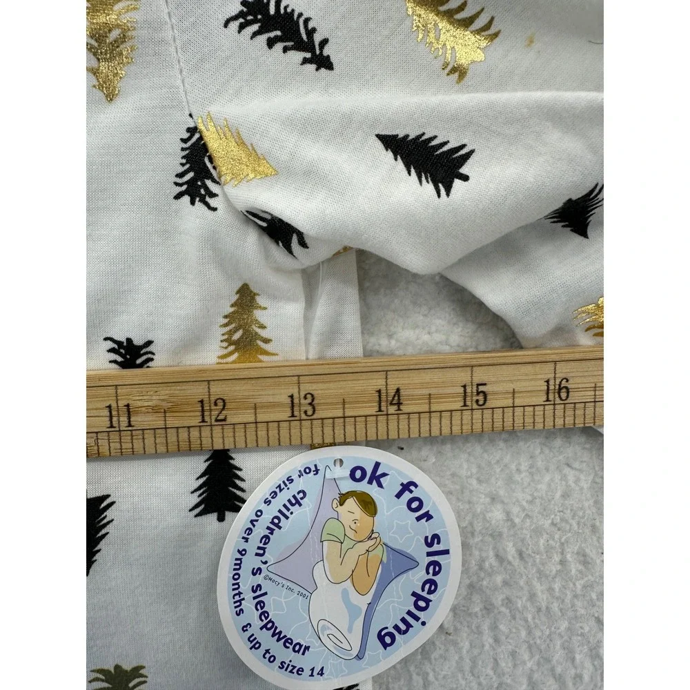 Family PJs Christmas‎ Tree Pajama Top Gold Accent Holiday Kids Size S (6/7)